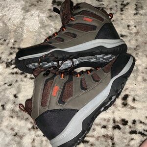 Khombu Black and Brown Men's Hiking Boots